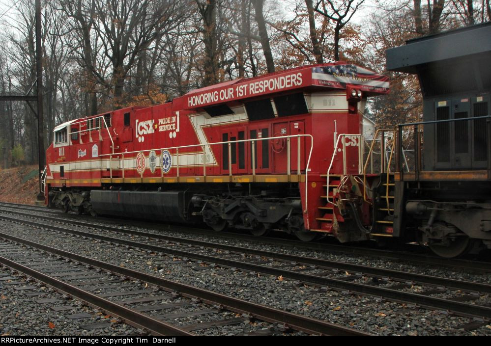 CSX 911 rear working Woodbourne yard